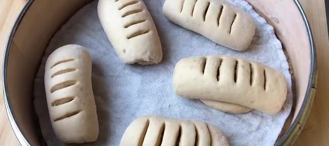  过瘾|花卷新做法，不用油层次照样多，蓬松暄软越嚼越香，太过瘾了