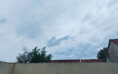 行驶|暴雨过后，行驶在水路上的长城炮