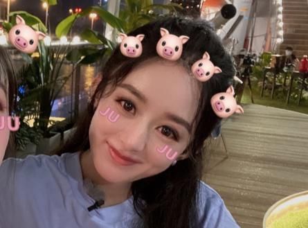  自然美|《中餐厅4》官宣杀青，李浩菲晒出合照，赵丽颖比起美颜更适合自然美