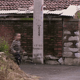 恩爱|搞笑GIF:强行秀恩爱,后果果然很严重!