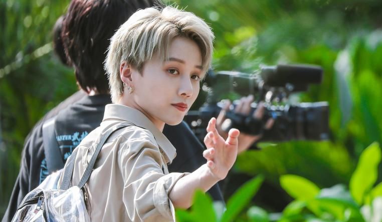  爆笑|《极限挑战》下期太精彩，赵小棠徒手劈西瓜，喻言郭京飞爆笑热舞