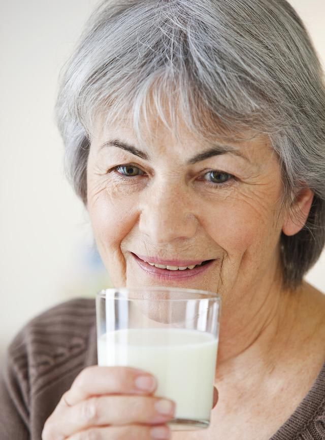  营养|喝牛奶要注意这4点，不然营养就浪费啦！