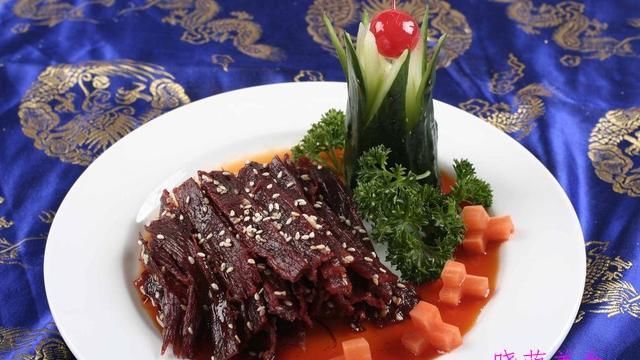  刚好|香辣牛肉条、麻辣海带丝、香菜猪肝、牙签烤肉的美味做法下酒刚好