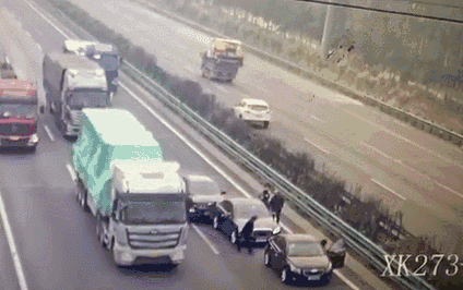  追尾|仅30秒，追尾事故成伤亡事故！细数其中“六大致命错误”！