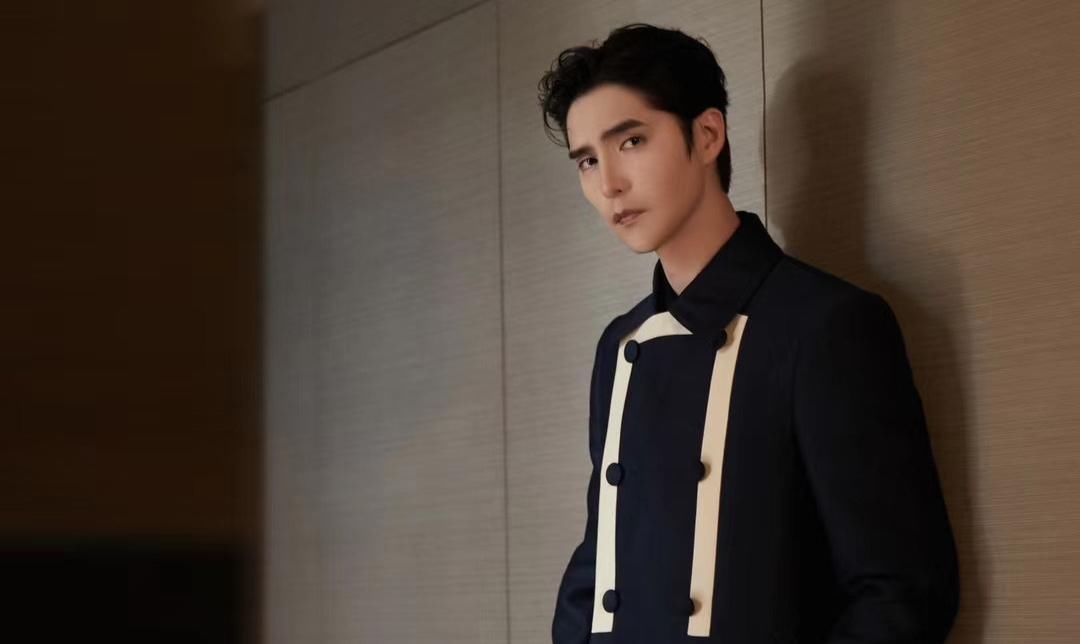  清河|阿云嘎《清河诀》现场堪称修音响效果，年度跨界歌手实至名归！