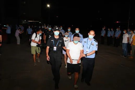 警方|1200万!长兴警方侦破一起特大制售假酒案!