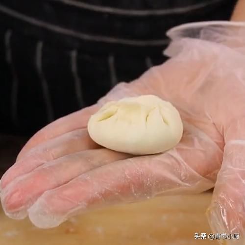  抽2克|妈妈味道传统小吃生煎包，这样发面调馅，外酥皮脆内里多汁超好吃