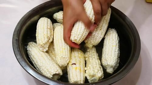 从不|9月遇到此美食,我从不还价,一次买20斤放冰箱,冬天吃特香!