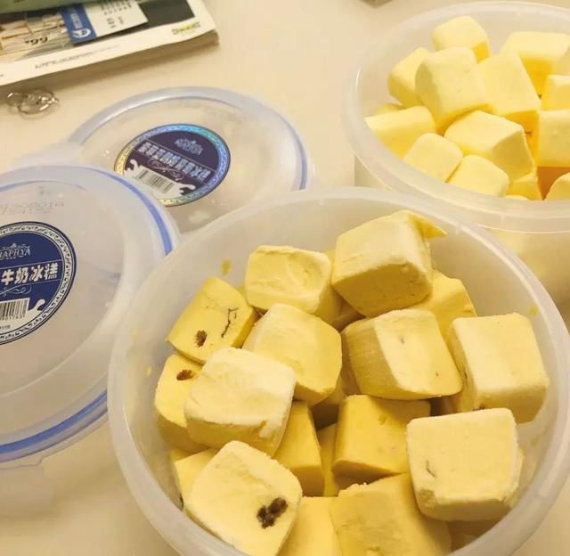  参考价格|十多块的梦龙、钟薛高真的吃不起！还是五毛一根白糖棒冰对我胃口