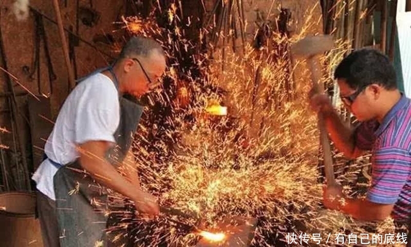 不粘锅|曾排队疯抢的“不粘锅”,为何如今却无人问津?专家一语道破玄机