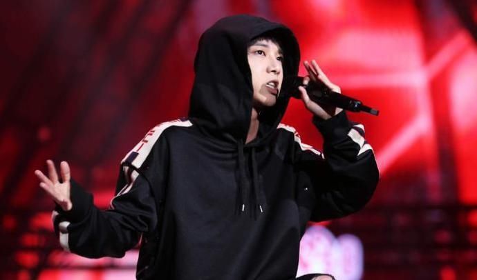  方式|华晨宇：一个三十而立的年轻人，用另类方式表达内心的喜悦，真好