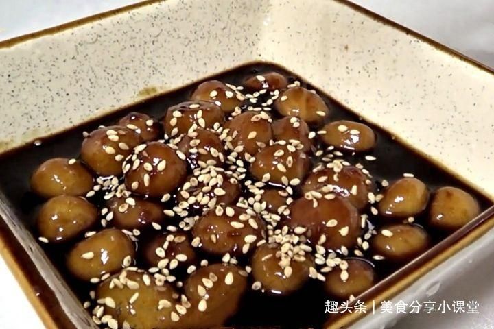  米团子|秋天，遇到此菜别手软，做成零食，香甜软糯又多汁，家人百吃不厌
