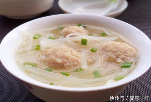 营养|白萝卜肉丸汤这样做真好吃,既简单又营养,每次做都不够全家人吃