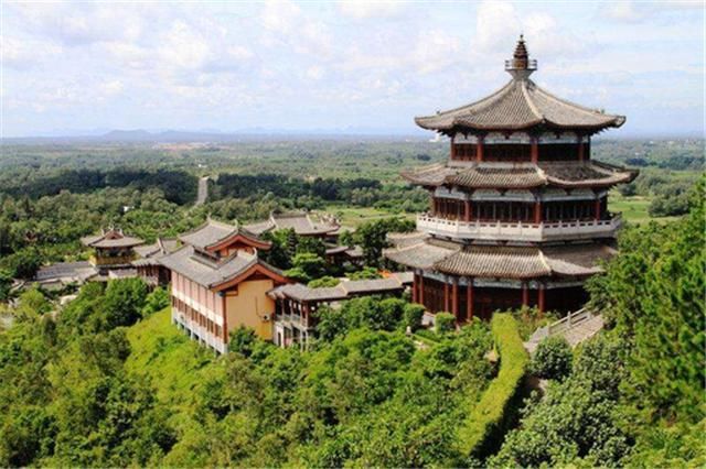  留学生|被绑架的留学生有多壕?道长父亲3.75亿包山头，母亲名下15家企业