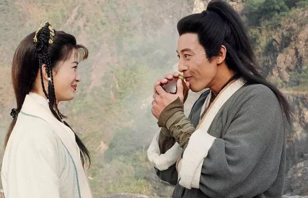  英雄|令狐冲扮演者吕颂贤时隔24年再登华山，英雄迟暮的样子让人心疼