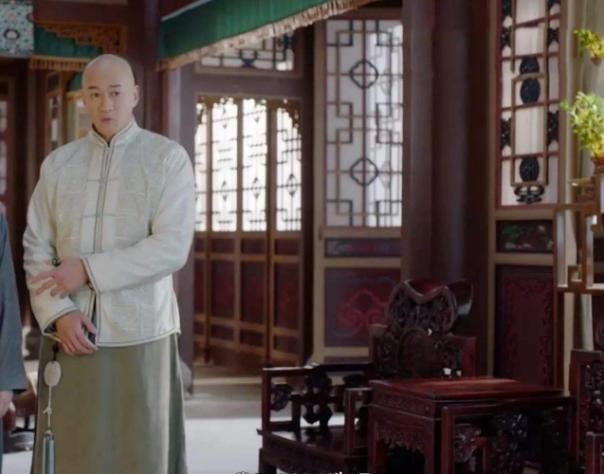 上非 何润东扮清洁工上非诚勿扰，一开始就被灭7灯，孟非表示有饭吃