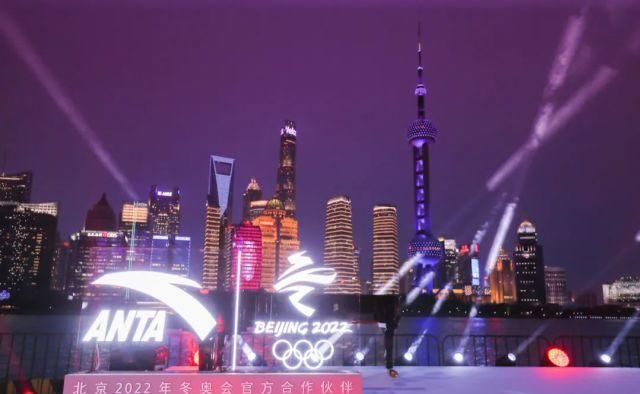  产品|安踏的大动作：品牌升级推国旗款“尖货”，跑鞋冲击600元价位