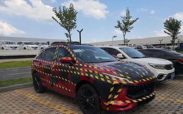  设计|东风风行全新SUV谍照 采用全新设计语言 瞄准更加年轻化SUV市场