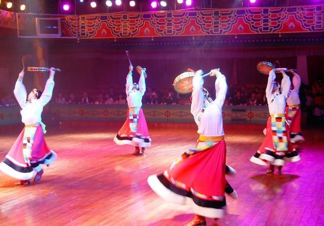  九寨沟|四川旅游：人间仙境九寨沟（图）