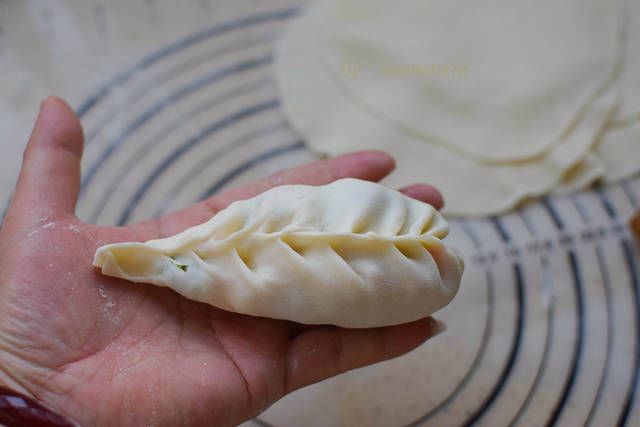  小白菜|不用发面不用等，比包子简单比饺子省事，早上起来蒸一锅，饭菜都有了