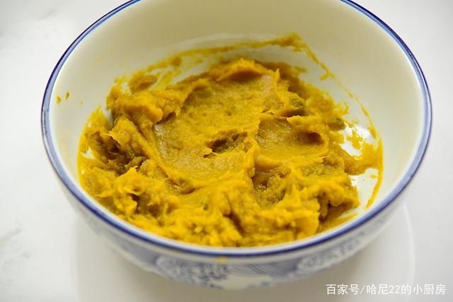 季节|8月,南瓜的季节,好吃又实惠,加入红豆一卷一蒸,超美味