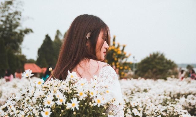  选择|对你敷衍的人，不是不爱，而是不够爱