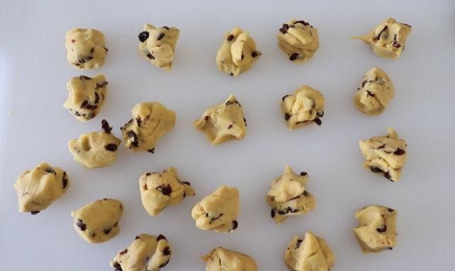  蜂蜜|1把绿豆，2勺蜂蜜，教你自制绿豆糕，少油低糖，清爽解暑不甜腻