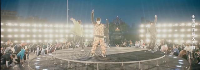  狂派|暖炸街舞3嗨翻了，从狂派张艺兴到专业王一博还有400舞者迎阳光