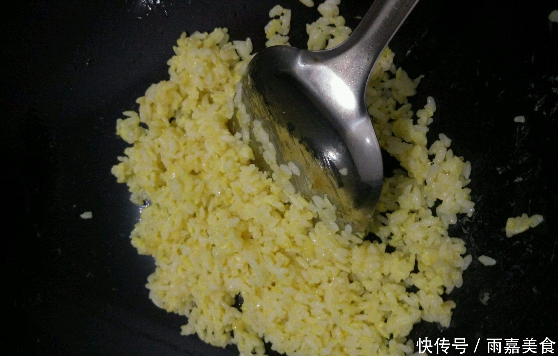 顺序|做蛋炒饭时,先炒“米饭”还是先炒蛋?弄错了顺序,怪不得不好吃
