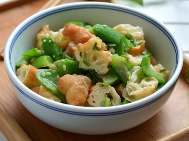  晒黑|七月别吃猪肉了，就吃它，2块钱炒一盘，清爽可口，皮肤不怕晒黑