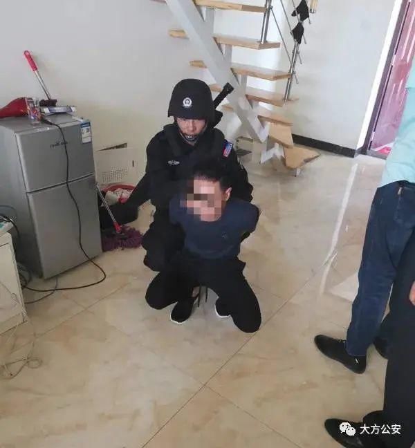 大方县公安局|心生歹意！黄平两男子对高速的保险柜“动手”，涉案金额高达20余万元！