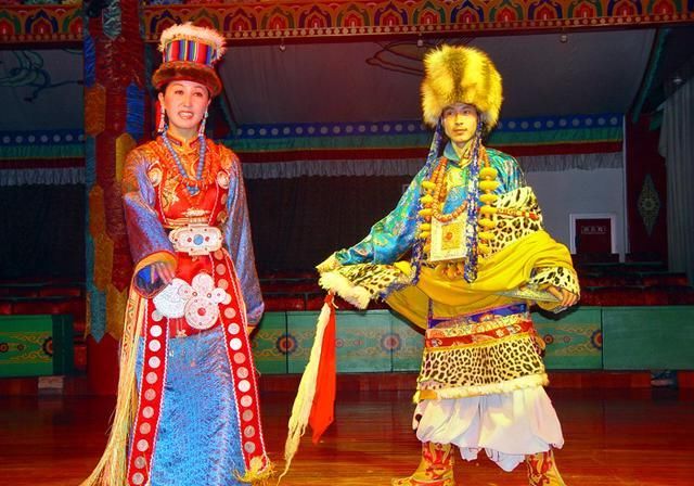  九寨沟|四川旅游：人间仙境九寨沟（图）