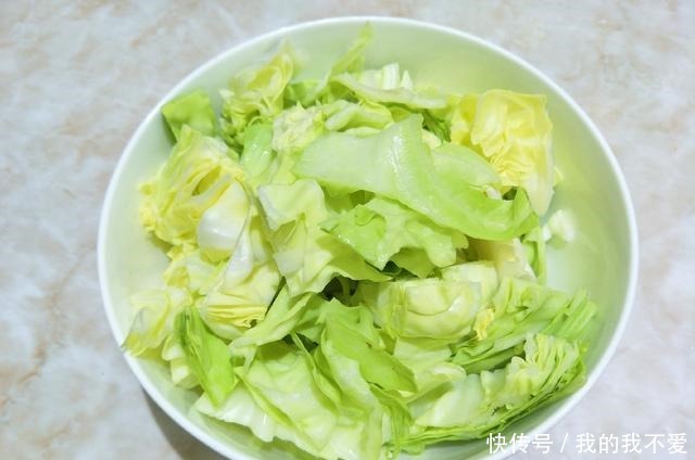 清淡|宝妈从140斤瘦到99斤,分享一道低脂餐,常吃清淡不长胖