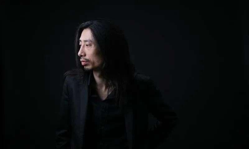  世界|当摇滚乐与交响乐碰撞融合，谢天笑想让世界听到中国摇滚