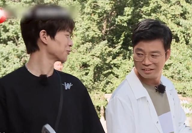  玩游戏|同样玩游戏，《极挑》导演组比《跑男》就是会玩！这个后路太机智