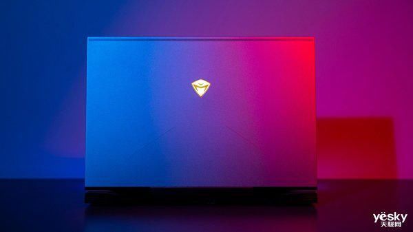 F117|机械师【战空】F117-X评测:有颜有料又能打的游戏本