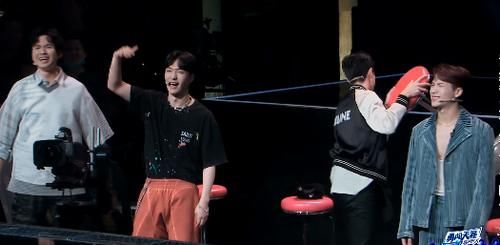  并非|布布一穿七，王一博摔凳子并非庆祝，苏恋雅毫无battle体验感