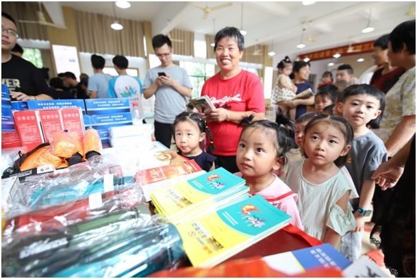 青少|天台县始丰街道开展“三禁三防三自”主题宣传活动