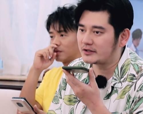  剧本|张含韵拒绝钱枫组队邀请时，下句话却暴露姐姐剧本，原来也是皇族