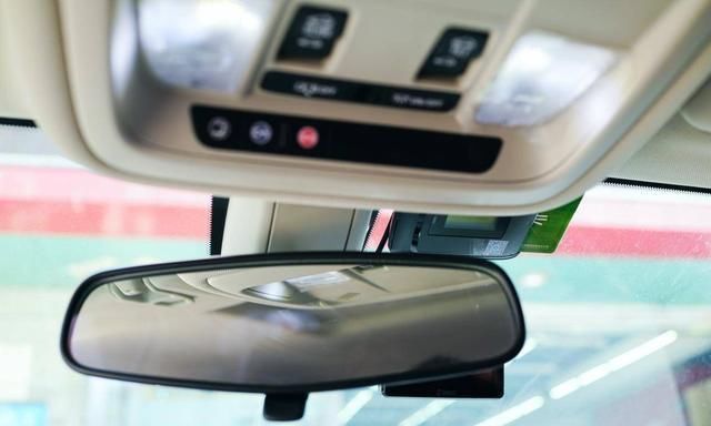 入手|超高性价比前2K后1K高清双摄360G580行车记录仪首发入手