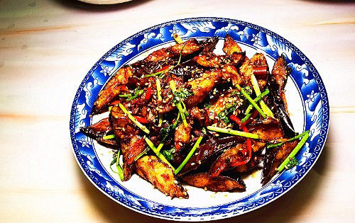  晚餐|一家3口的晚餐，3个家常菜，成本不到5块钱，网友：是肉不香吗