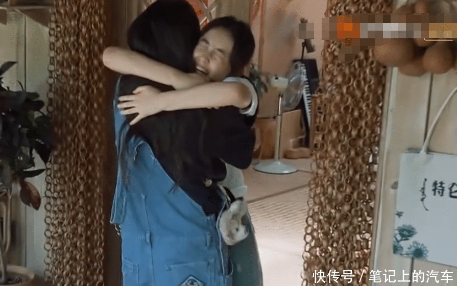  快乐家族|下期《向往》厉害了，两位人气偶像做客，张子枫见了都超激动！