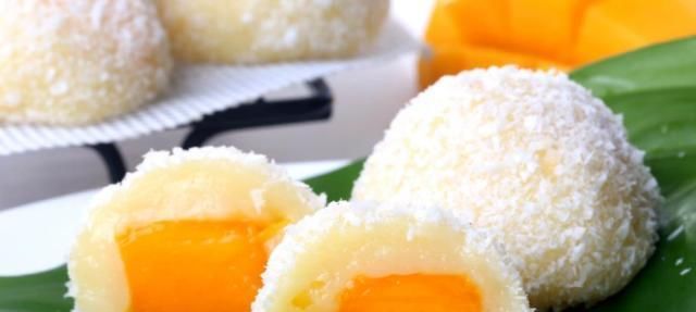  香甜|糯米做的糕点太好吃了, 里面裹着芒果, 软糯香甜, 忍不住吃了5个