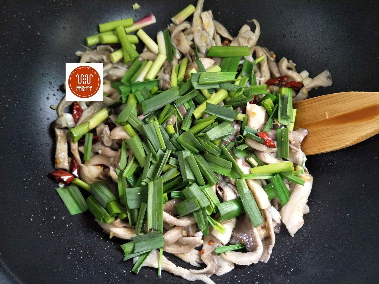 少油|适合晚上吃的素菜,少油少盐多健康,比吃肉还带劲,便宜又下饭!