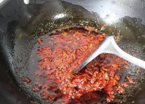 酱香鲶鱼|全身都是宝的鱼,营养比鲫鱼还高,八块钱一斤却很少有人买