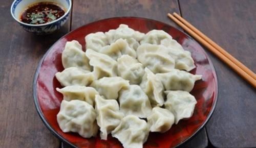  导致|拌肉饺子馅，这味料不要放！不少人习惯放，导致饺子不香，有怪味