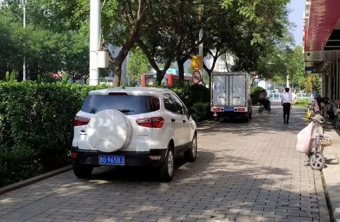 停放|文明创建曝光台——机动车辆乱停放