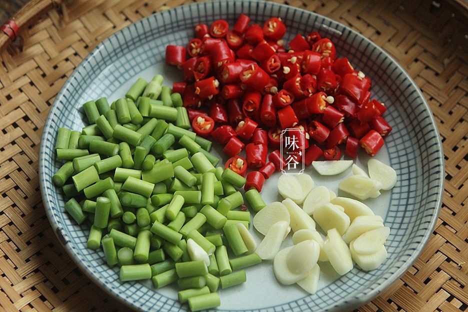  大厨|《中餐厅》赵丽颖亲自做小炒黄牛肉，获林大厨点赞，你学会了吗？