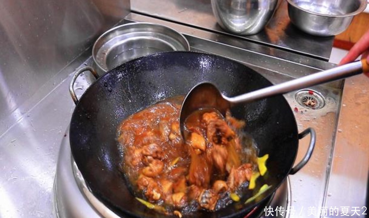 八月|八月初,它跟鸭肉是绝配!随便焖一焖,营养开胃不油腻,孩子爱吃