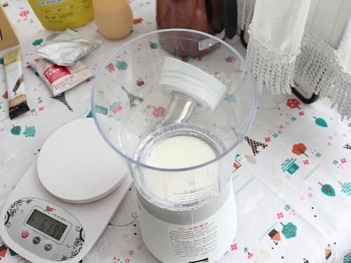  奶茶|网红之珍珠奶茶草莓冻，Q弹嫩滑，奶香十足，奶茶控绝对不可错过